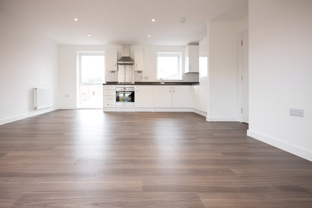 Flat Eighteen Acre Drive in Bristol