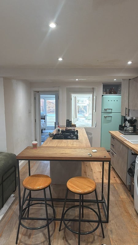 Room Kelvin Road in Greater London