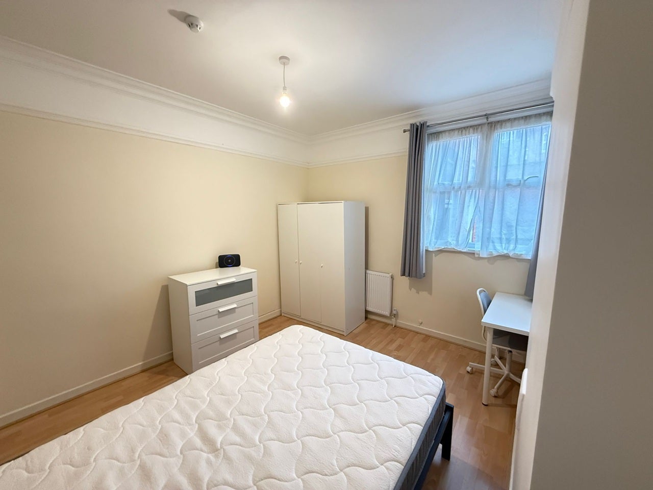 Room East Park Road in Leicester
