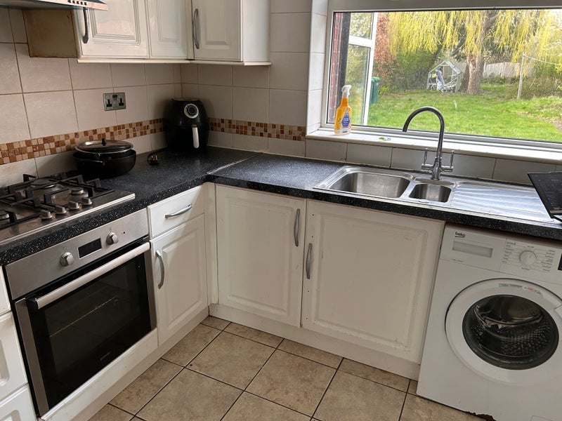 House Pear Tree Road in Sandwell