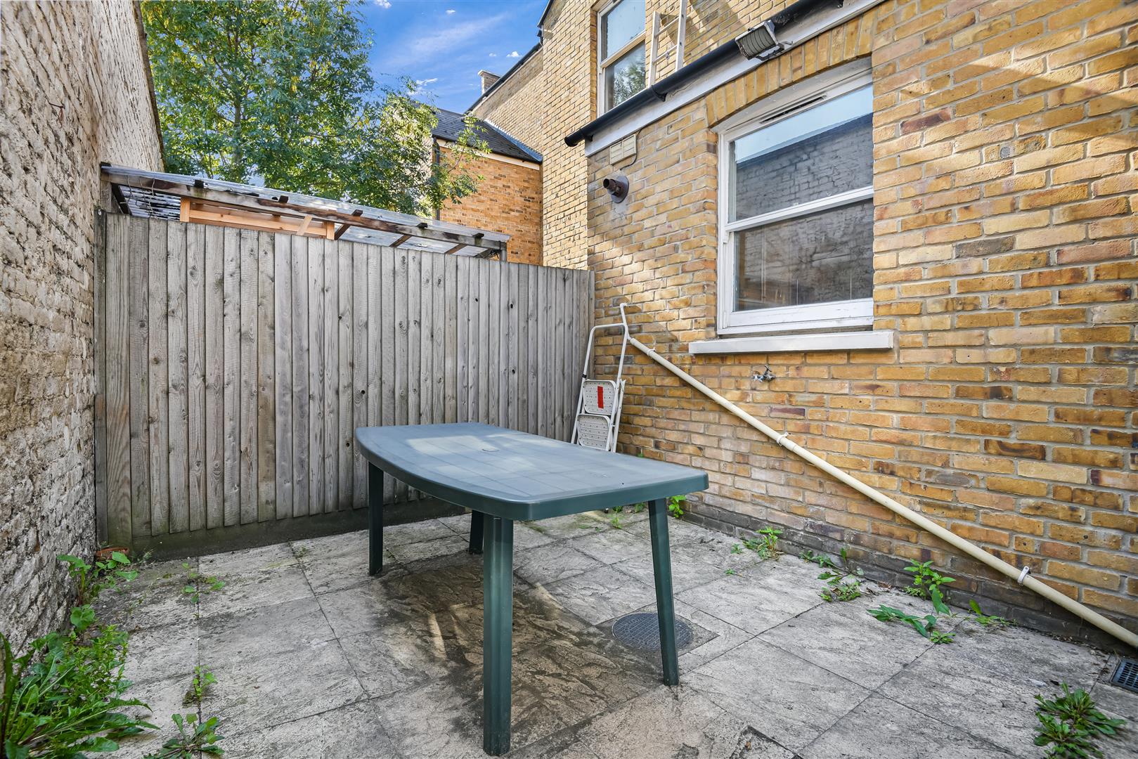 House Marcia Road in Greater London