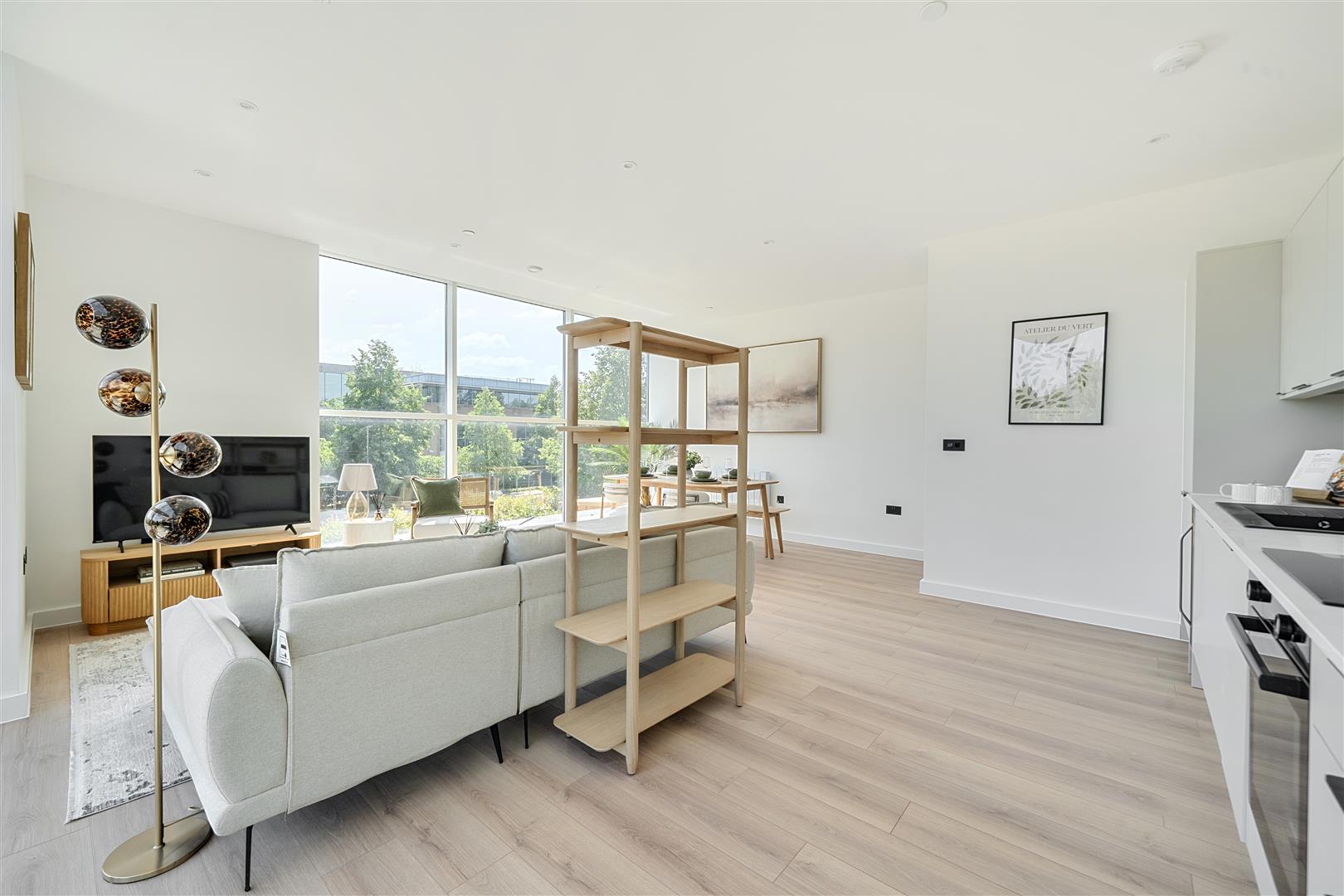 Flat Vanwall Road in Maidenhead