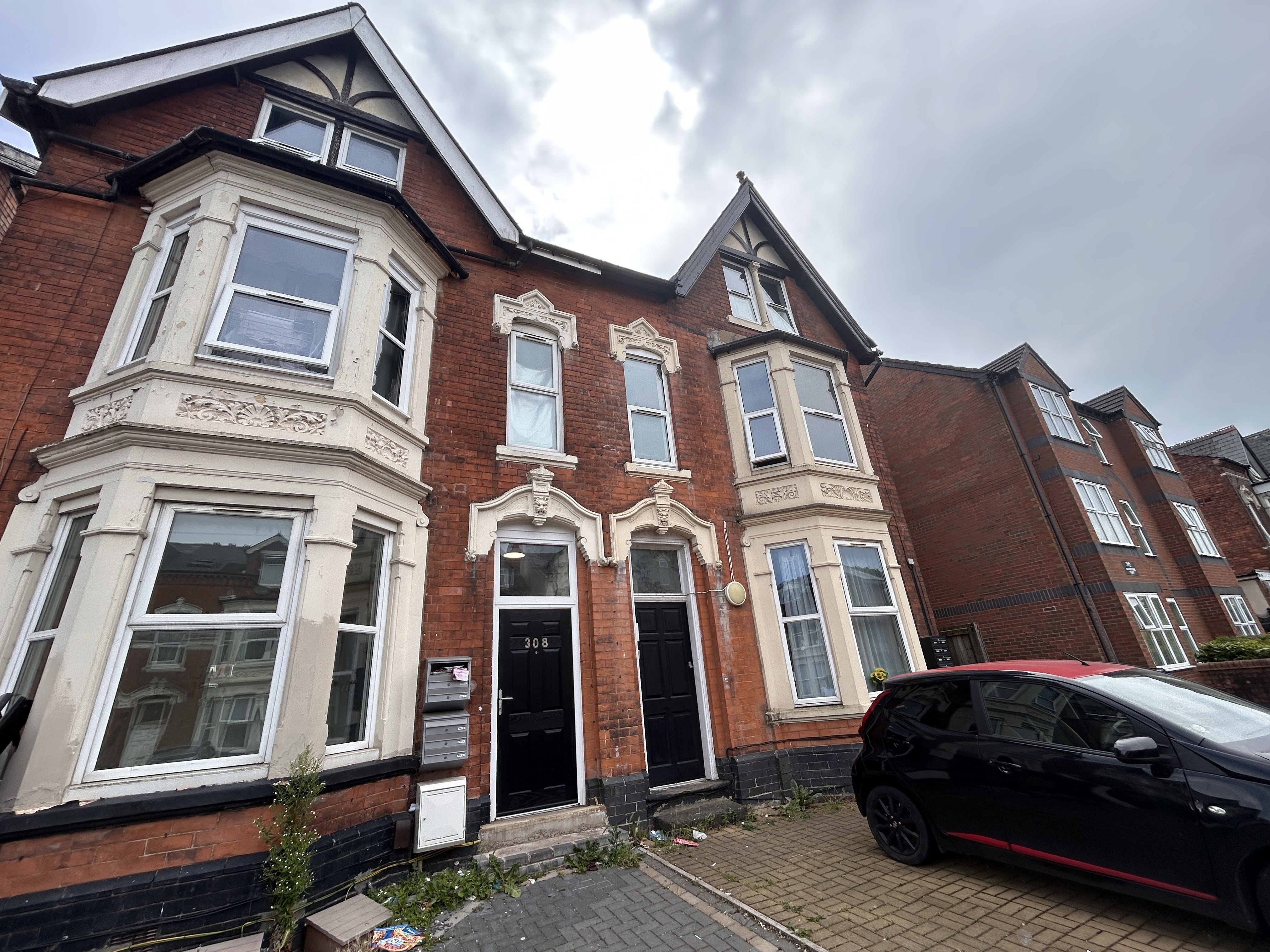 Flat Gillott Road in Birmingham