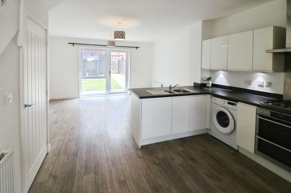 House Marine Crescent in Greater London