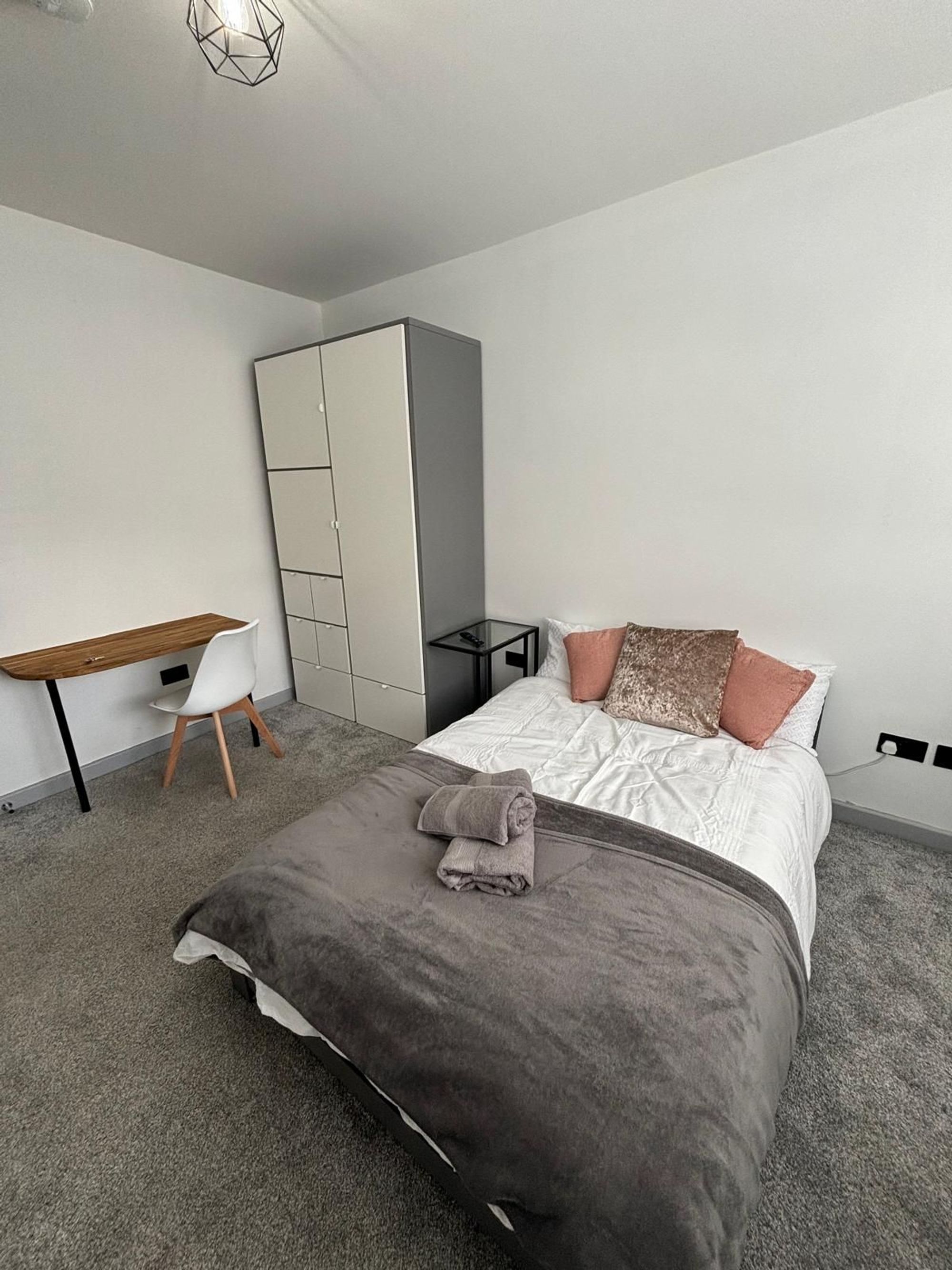 Room Gresham Road in Middlesbrough