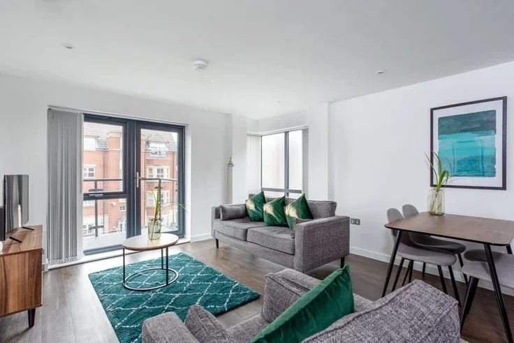 Flat Hallfield Road in York