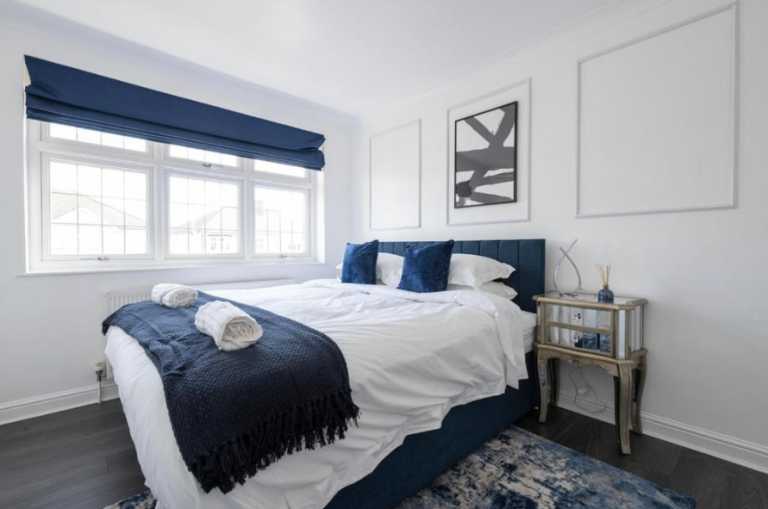 House Moray Close in Greater London