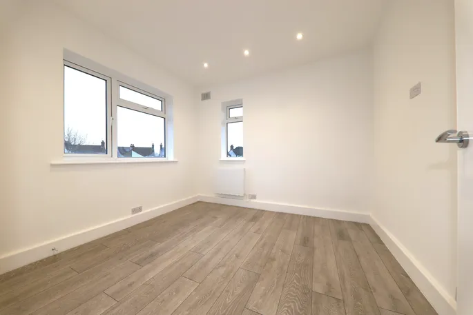 Flat St Albans Road in Watford