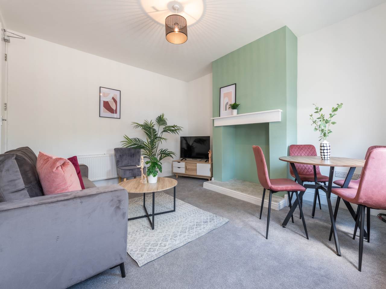 Room Lastingham Road in Leeds