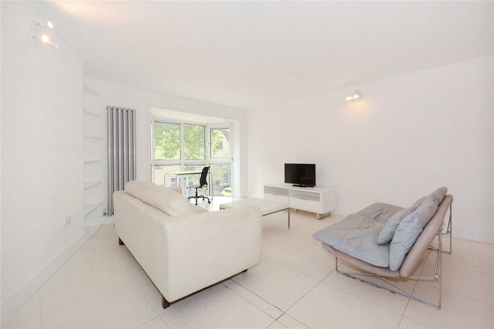 Room Greenland Passage in Greater London