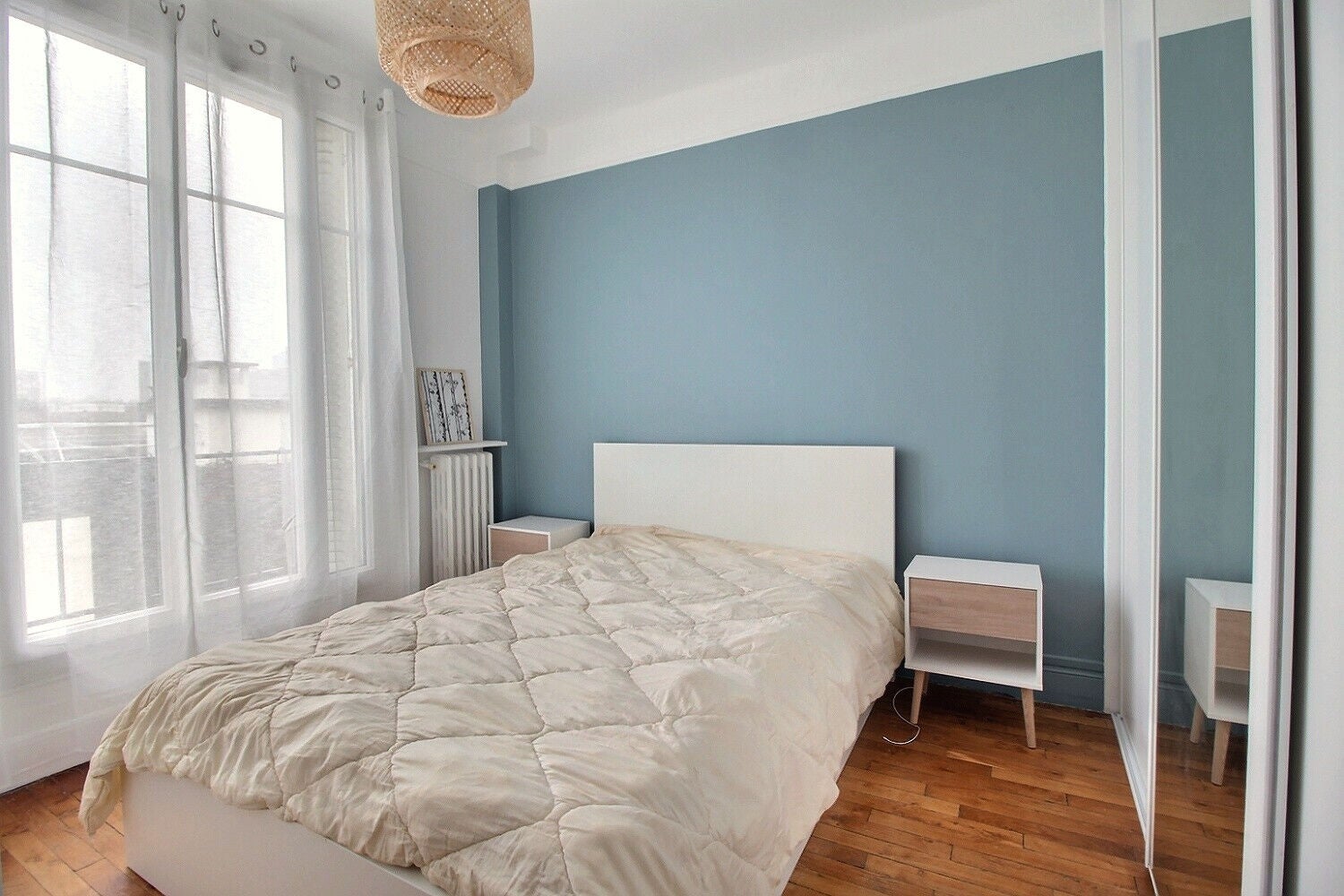 Flat Rue Raspail in Courbevoie