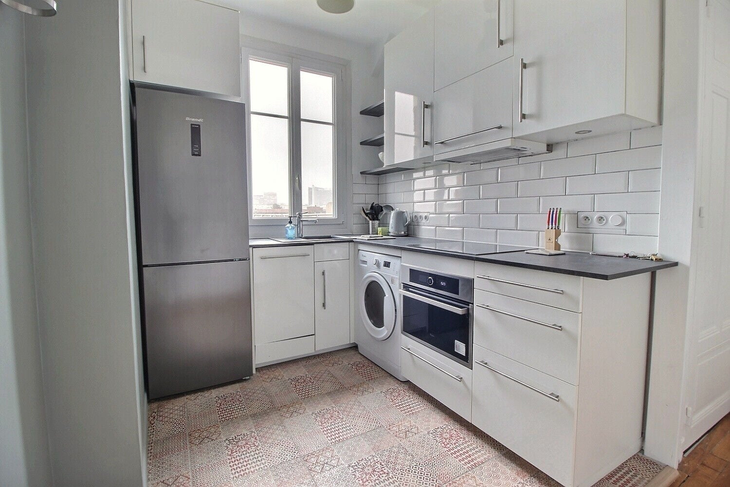 Flat Rue Raspail in Courbevoie