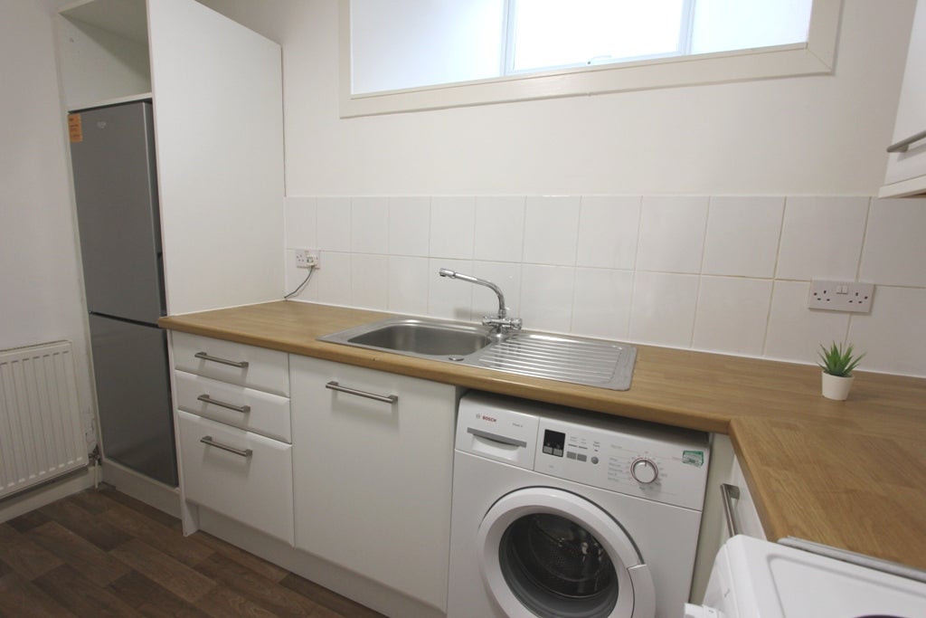 Flat Dudley Avenue in City of Edinburgh