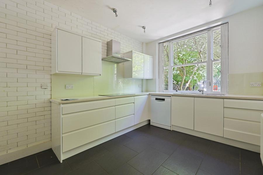 House Marlborough Hill in City of Westminster