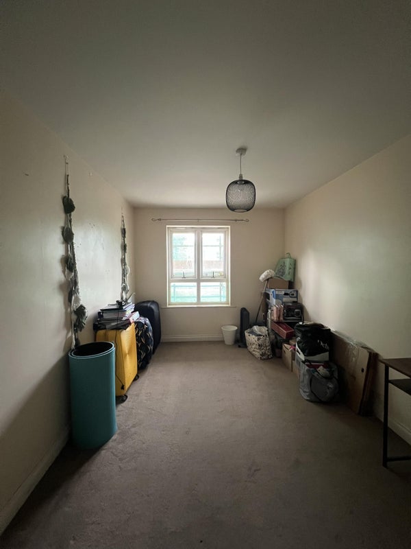 Room View Croft Road in Bradford
