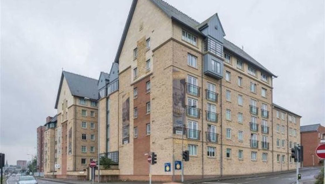 Flat Cross Bedford Street in Sheffield
