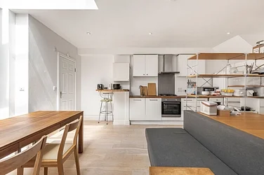 Flat Albert Mews in London