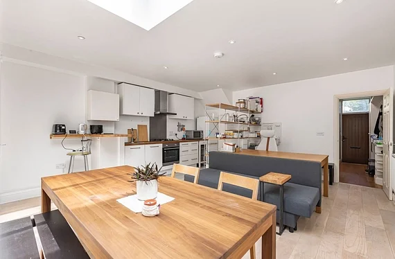 Flat Albert Mews in London