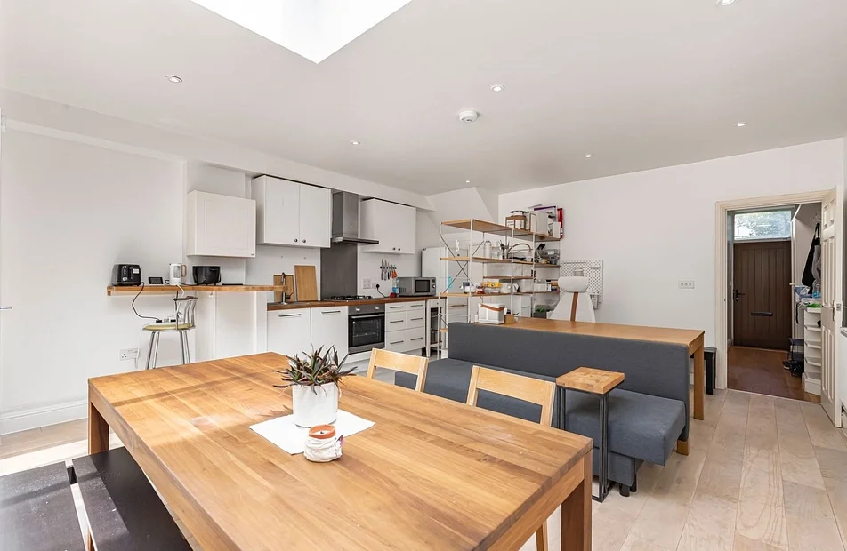 Flat Albert Mews in London