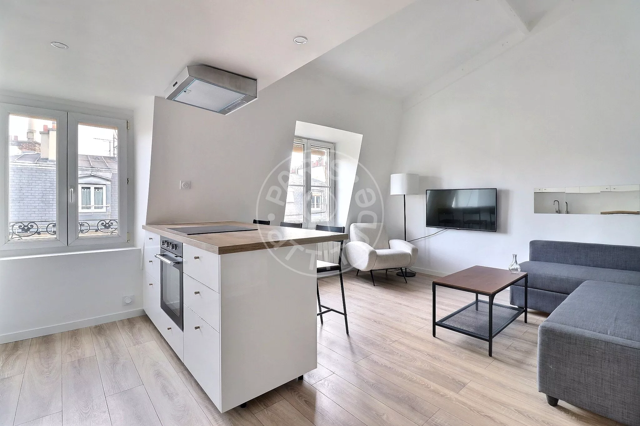 Appartement Rue Simart à Paris