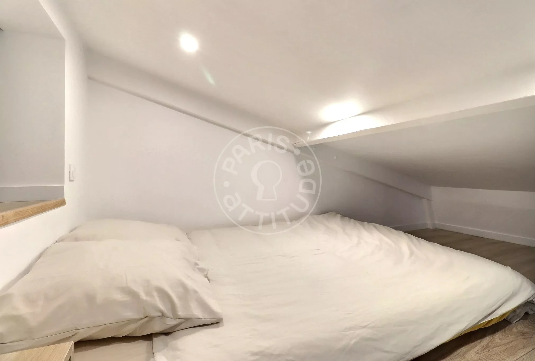 Appartement Rue Simart à Paris