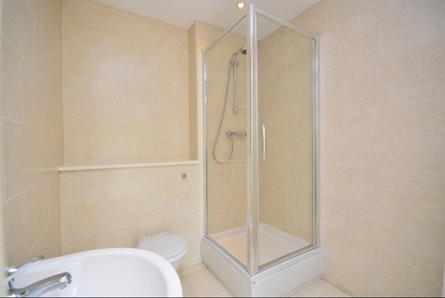 Flat Regency Court in Penistone