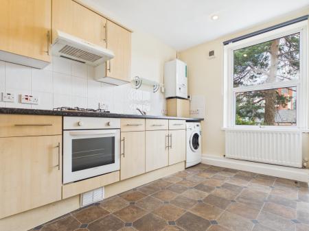 Flat Cheltenham Mount in Harrogate