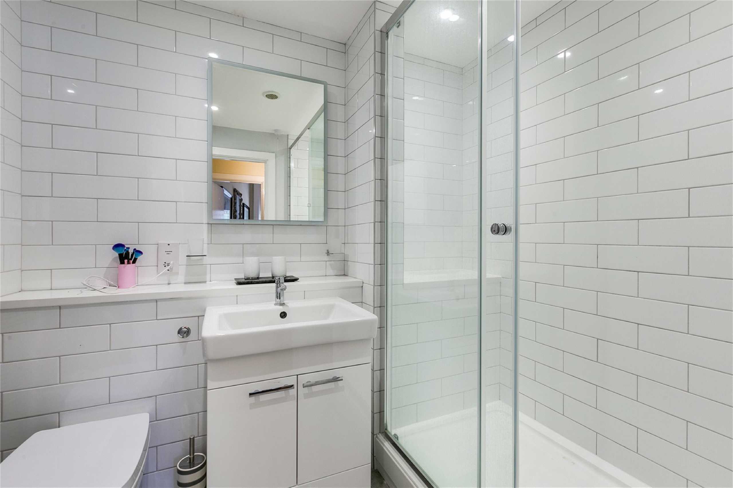 Flat Stanhope Mews South in Greater London