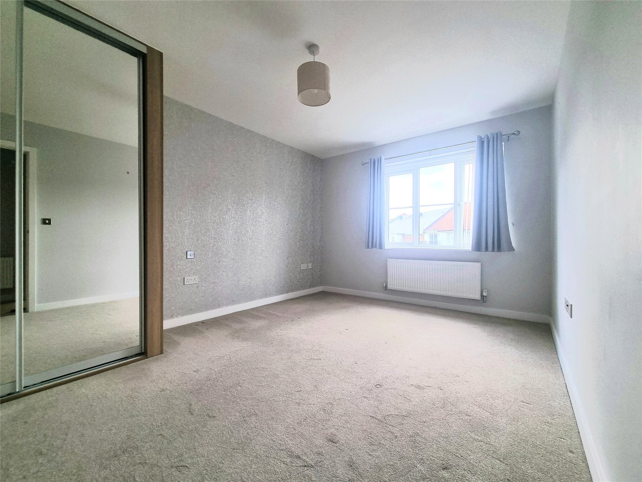 Flat Eden Road in Sevenoaks