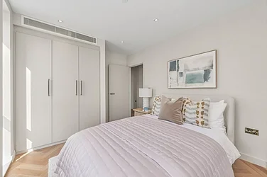 Flat Old Pye Street in City of Westminster