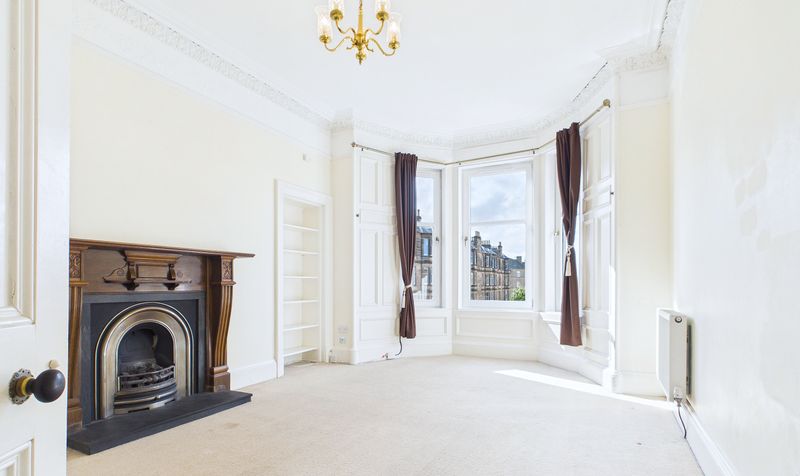 Flat Falcon Gardens in City of Edinburgh