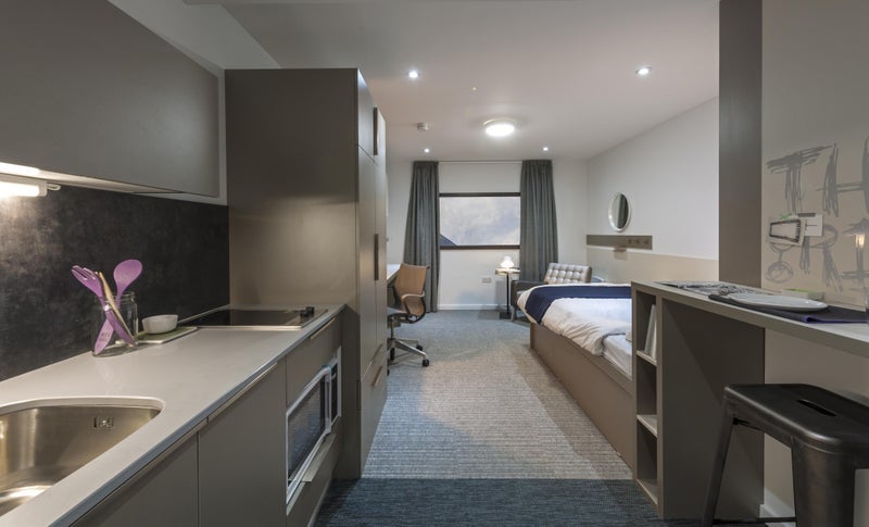 Room Beith Street in Glasgow
