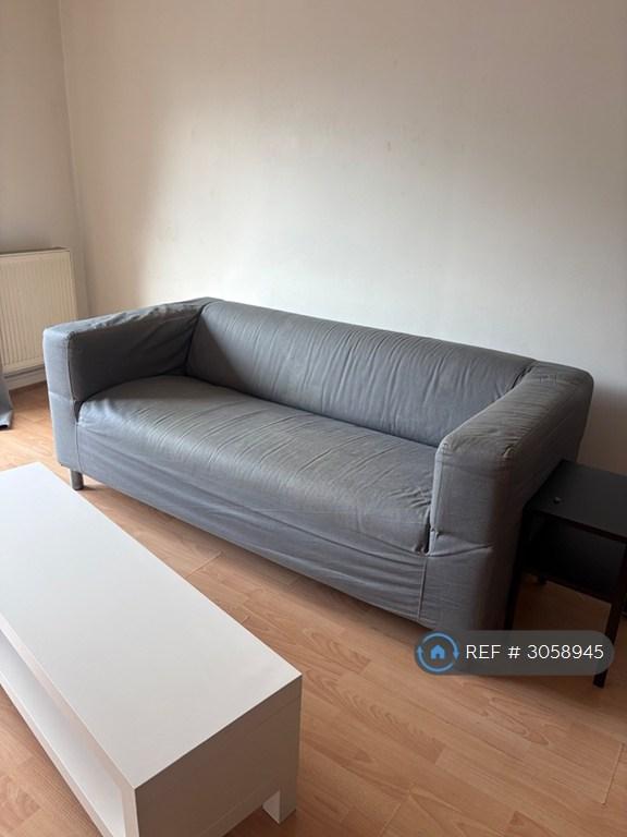 Flat Spert Street in Greater London