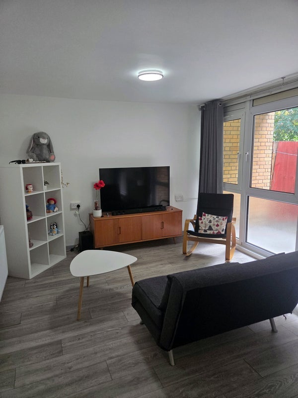 Flat St Leonard's Road in Greater London