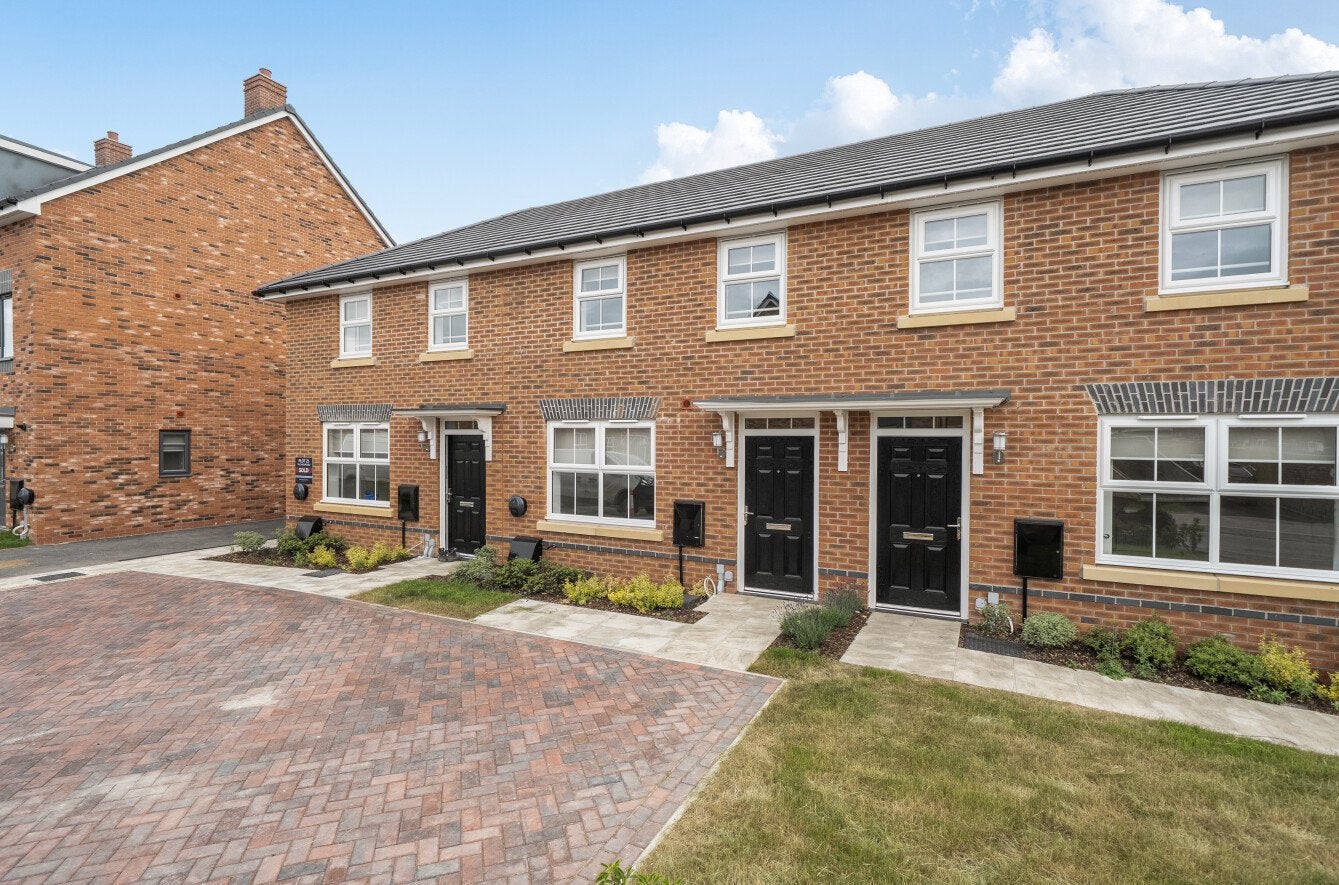 House Robert Lewis Avenue32 in Crewe Green