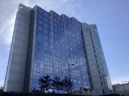 Flat Barclays Churchill Plaza in Basingstoke and Deane