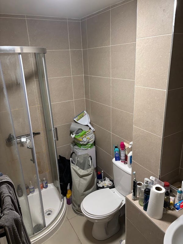 Room Coburg Crescent in Greater London