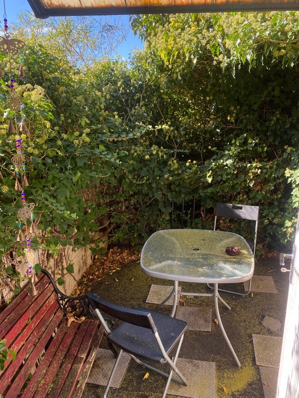 Room Senrab Street in Greater London