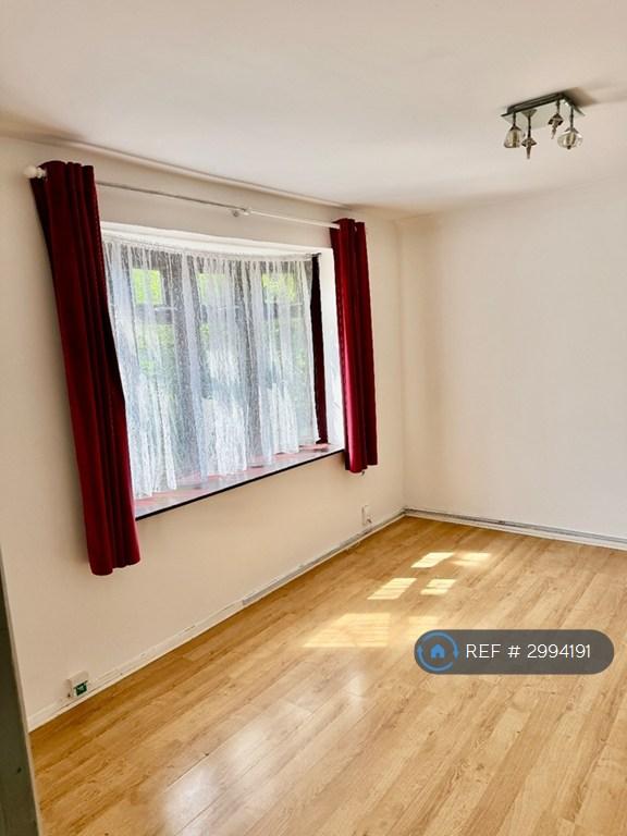 House Melksham Close in Greater London