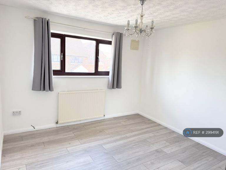 House Melksham Close in Greater London