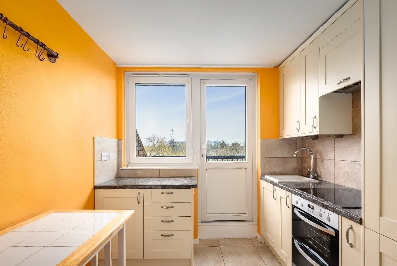 Flat Armadale Close in Greater London