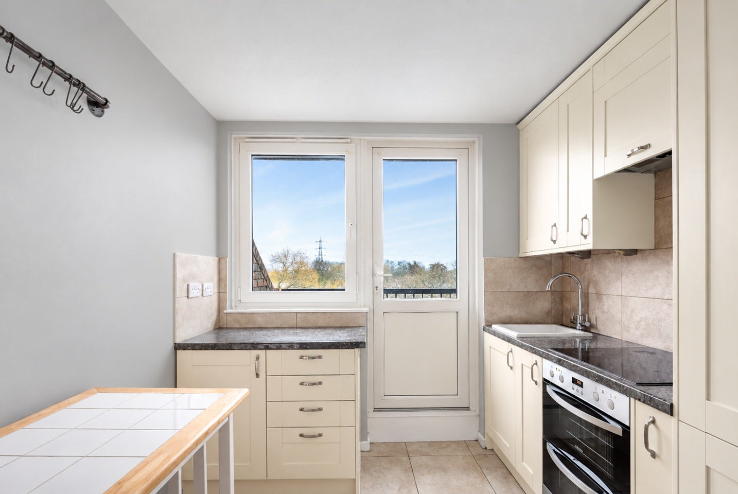 Flat Armadale Close in Greater London