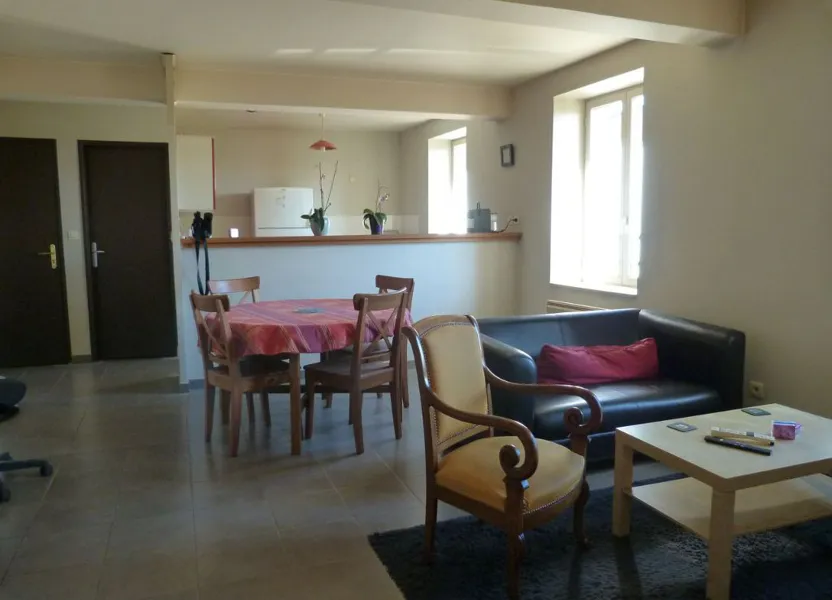 Appartement Montée de l'Église à Taluyers