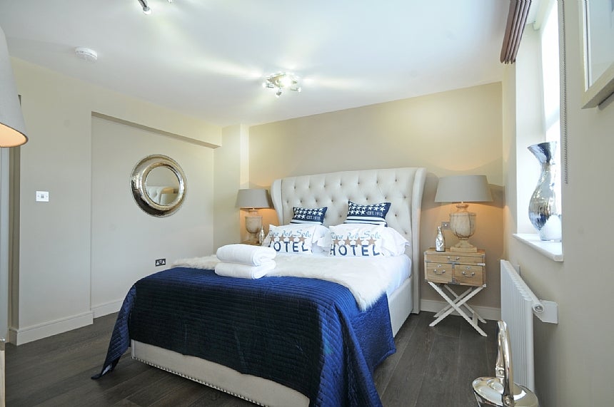 Flat Finchley Road in Greater London