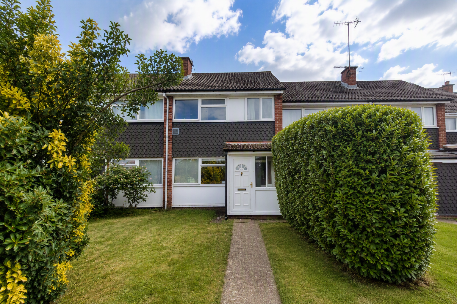 House Channel Close in Greater London