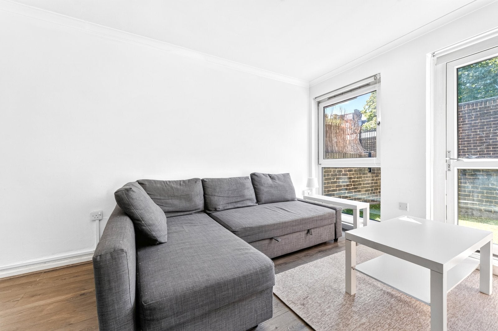 Flat Elia Street in Greater London