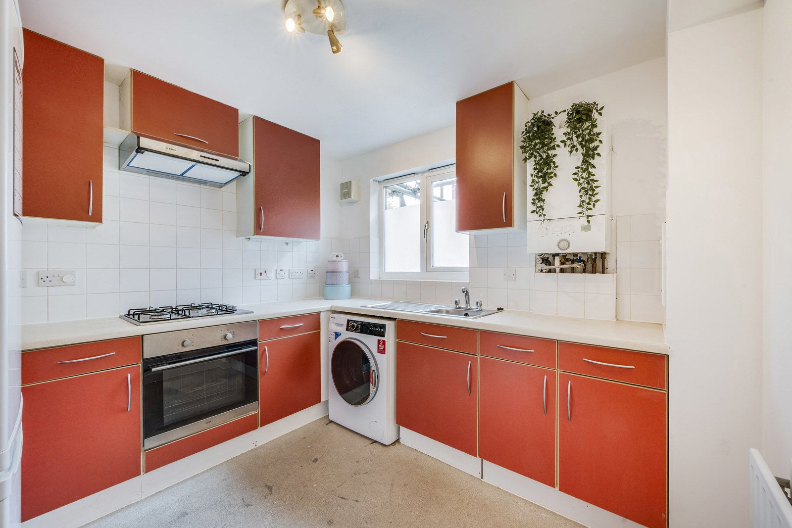 Flat Cortis Road in Greater London