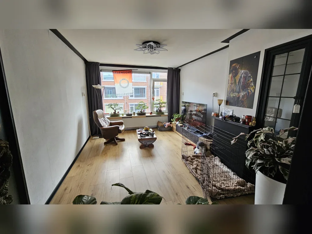 Flat Adriaan Pauwstraat in Groningen