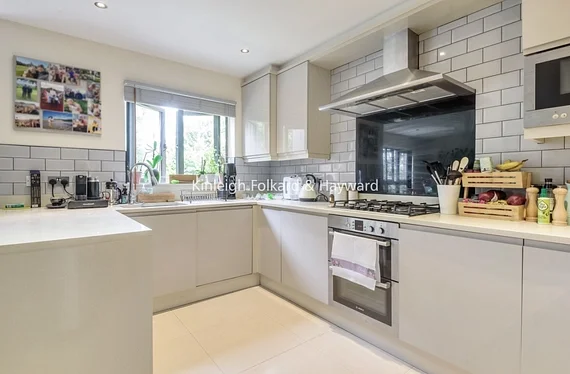 Flat Sydenham Hill in Greater London