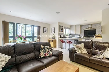 Flat Sydenham Hill in Greater London